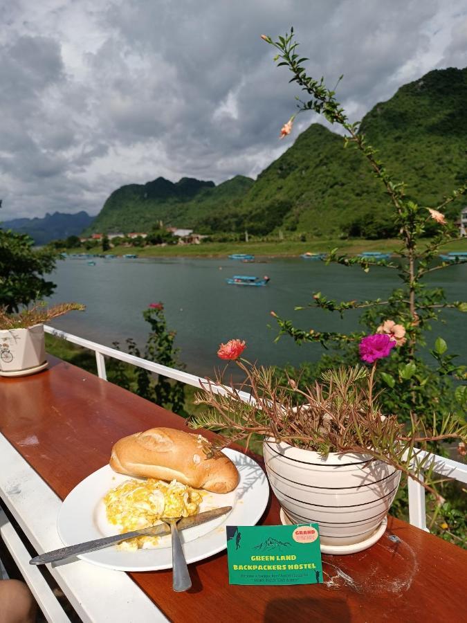 Yolo Pool Bar Villas & Garden Restaurant Phong Nha Bagian luar foto