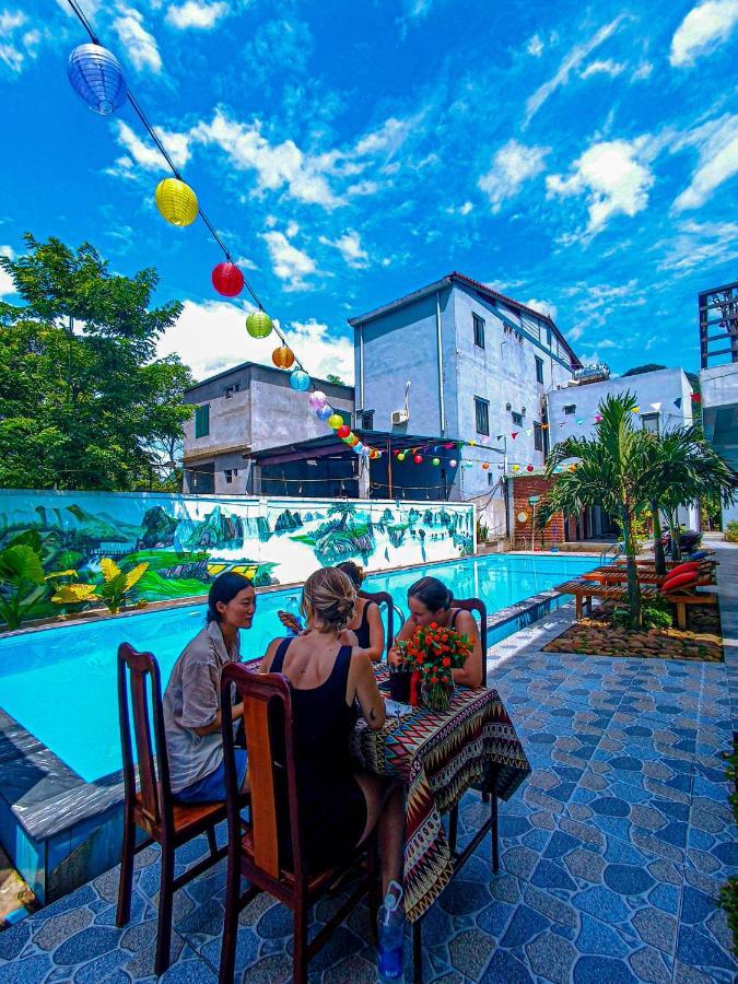 Yolo Pool Bar Villas & Garden Restaurant Phong Nha Bagian luar foto